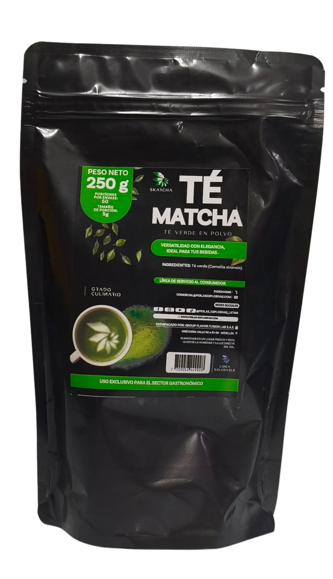Bolsa mezcla en polvo  matcha 250g — preparada para bebidas especiales, fondo blanco
